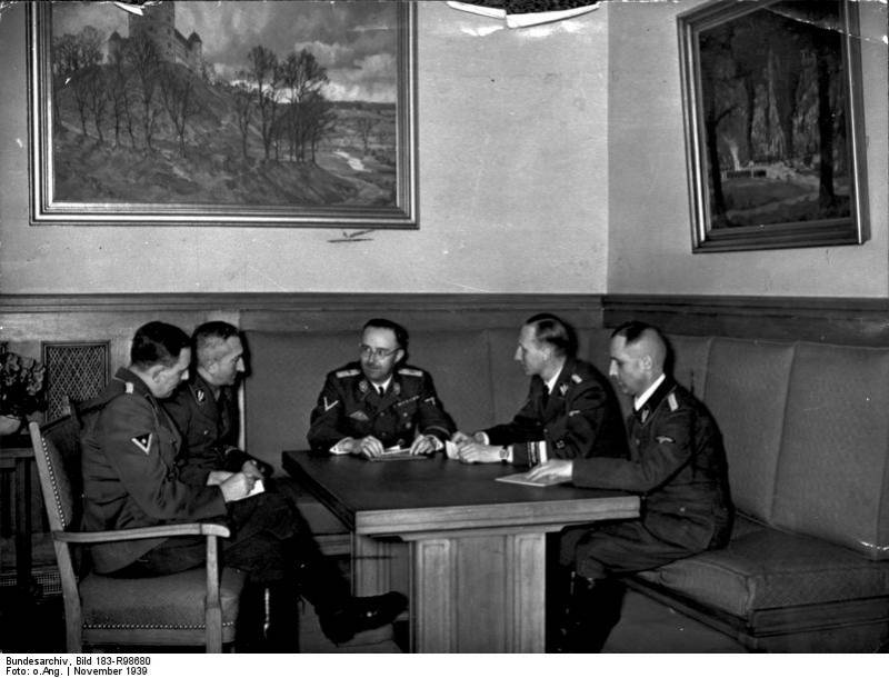 Besprechung Himmler mit Müller, Heydrich, Nebe, Huber